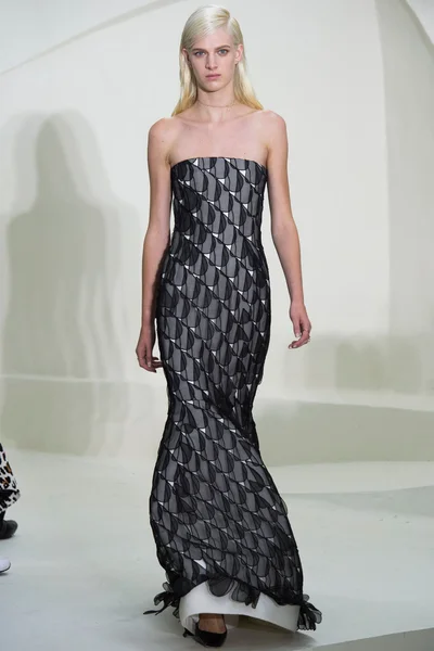 Look 43